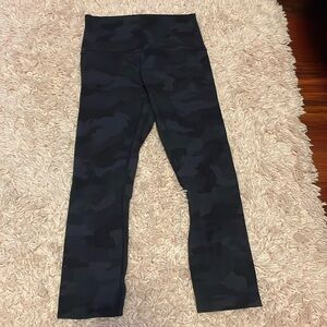 Lululemon align leggings. size 4 in camo.